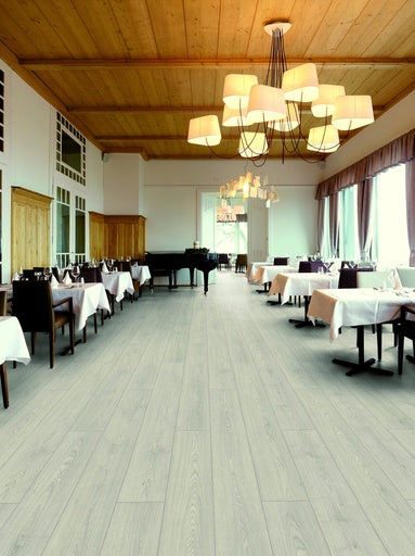 Piso Flotante 12mm Roble Matterhorn
