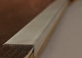 Perfil de Aluminio Terminación Plata AD7714 25mm x 2500mm